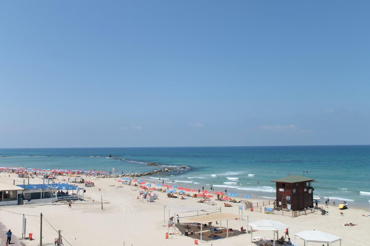 1 Herzel Beach Apartment Bat Yam Exterior photo