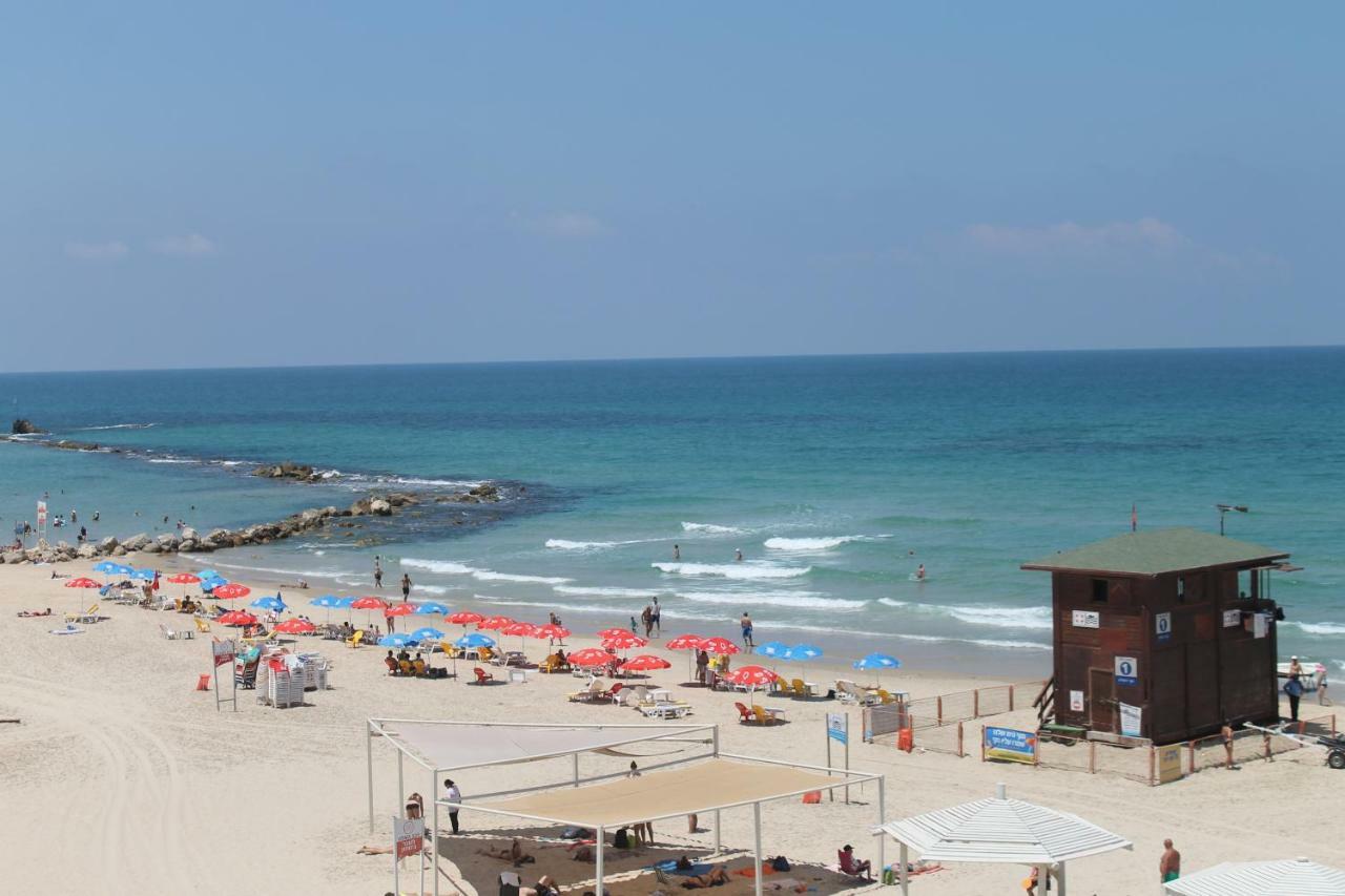 1 Herzel Beach Apartment Bat Yam Exterior photo